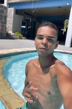 Novinho Magrinho - Garoto de Programa em Recife - PE